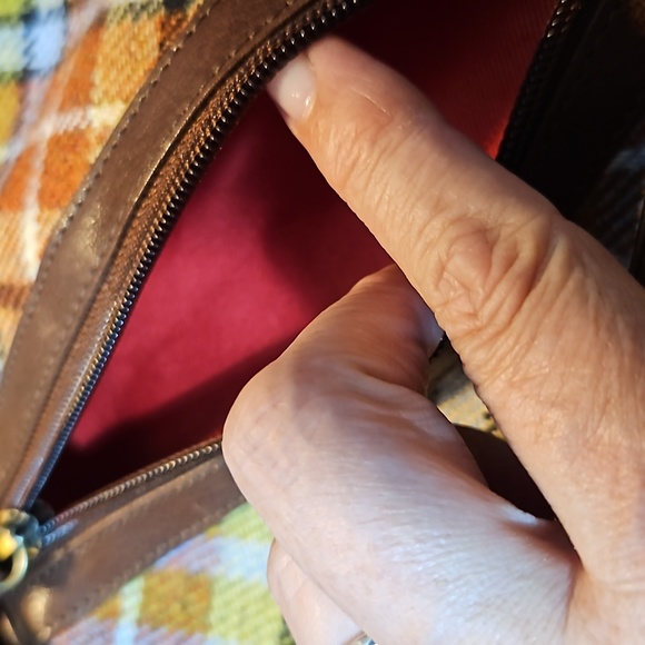 BNWOT RRP £50 genuine leather & tartan tweed crossbody bag satchel never used - Picture 13 of 14
